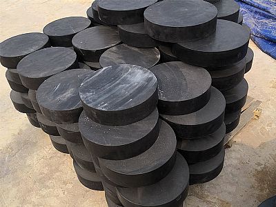 铜梁区板式橡胶支座由若干层橡胶片与薄钢板经加压硫化